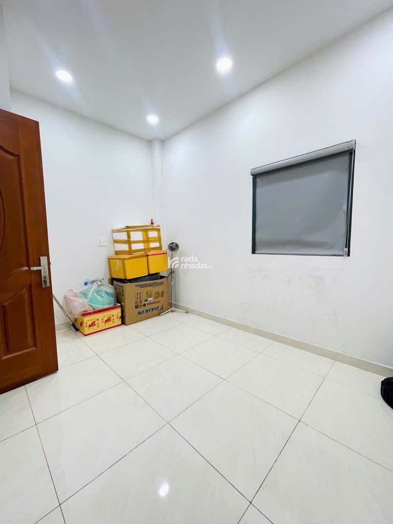 Nhà Phố 4 Tầng Xe Bán Tải Đỗ Trước Nhà Đường  Thống Nhất  P11 Quận Gò Vấp