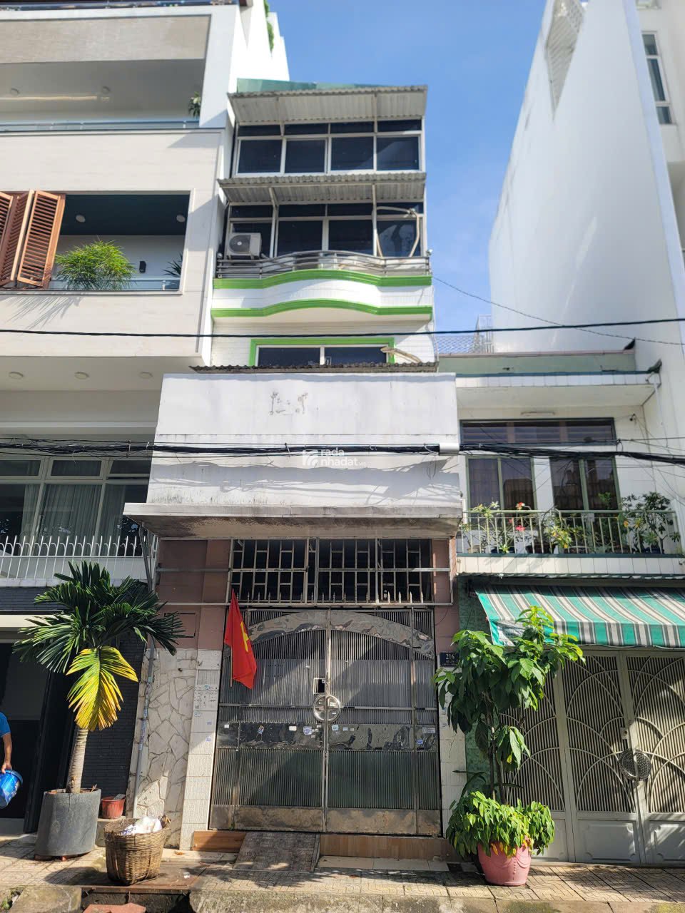 BÁN NHÀ MẶT TIỀN LÊ LÂM TÂN PHÚ