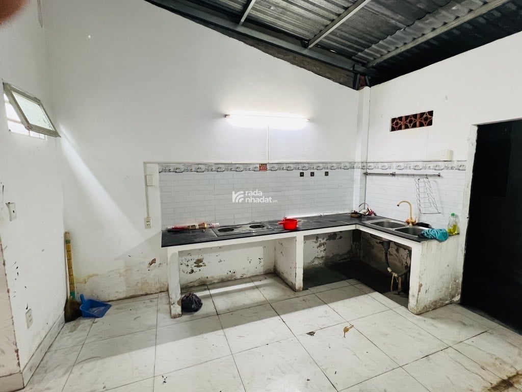  NHÀ NGAY LIÊN KHU 4-5,BHHB BÌNH TÂN.HẺM 5M Ô TÔ VÀO NHÀ THOẢI MÁI,4.1M X 18.8M,3 TẦNG