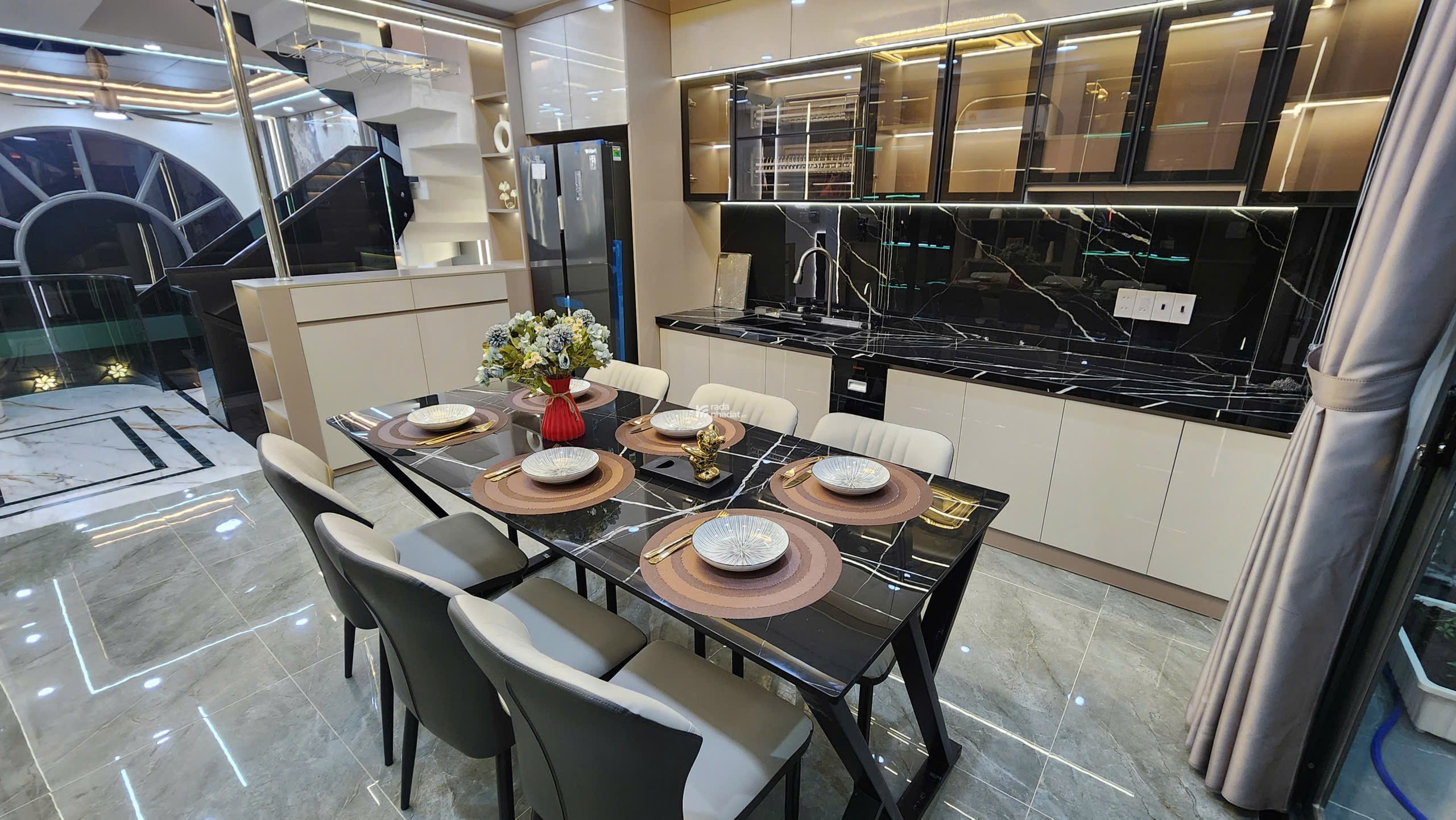 2 CĂN NHÀ PHỐ LUXURY MỚI - KDC CẦU ĐÔI, TX25, Q.12