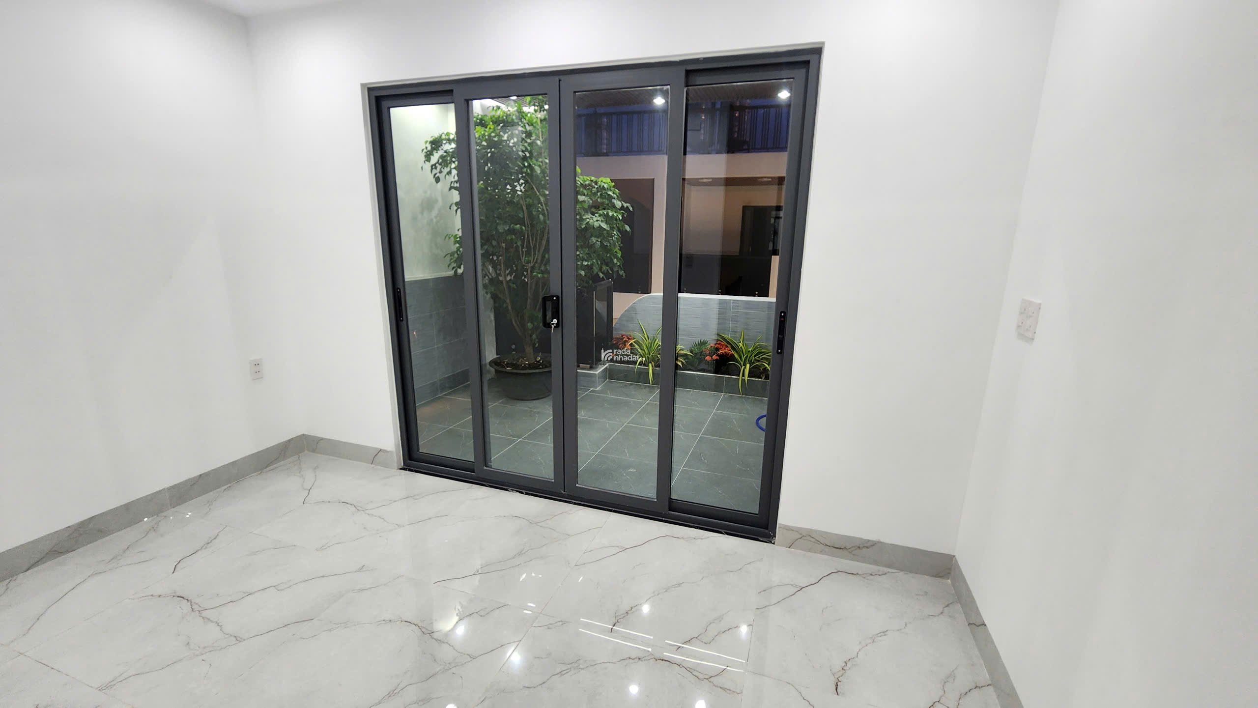 2 CĂN NHÀ PHỐ LUXURY MỚI - KDC CẦU ĐÔI, TX25, Q.12