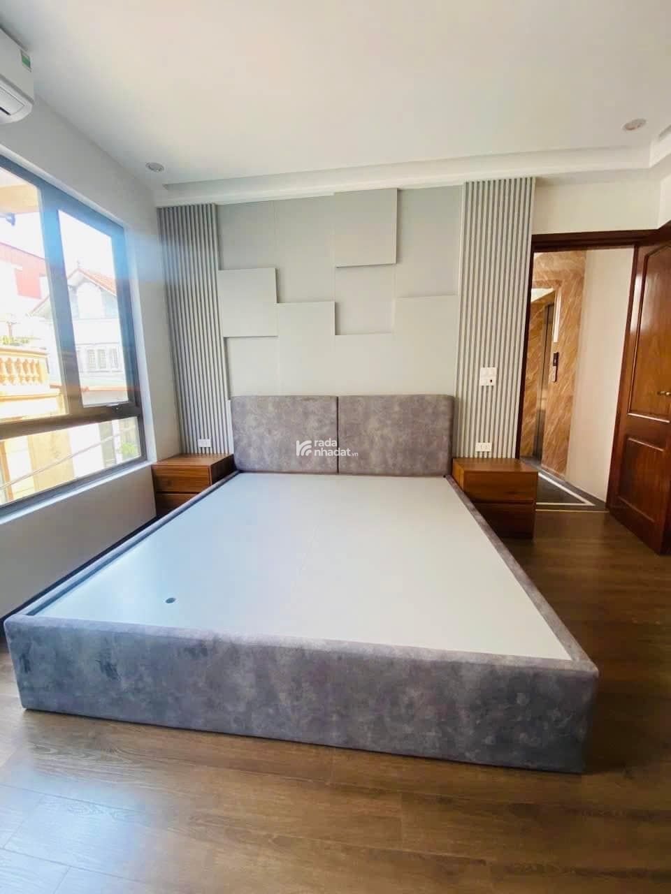 Cho thuê căn hộ chung cư Geleximco 897 Giải Phóng, Hoàng Mai 62m2 2pn nguyên bản 8tr