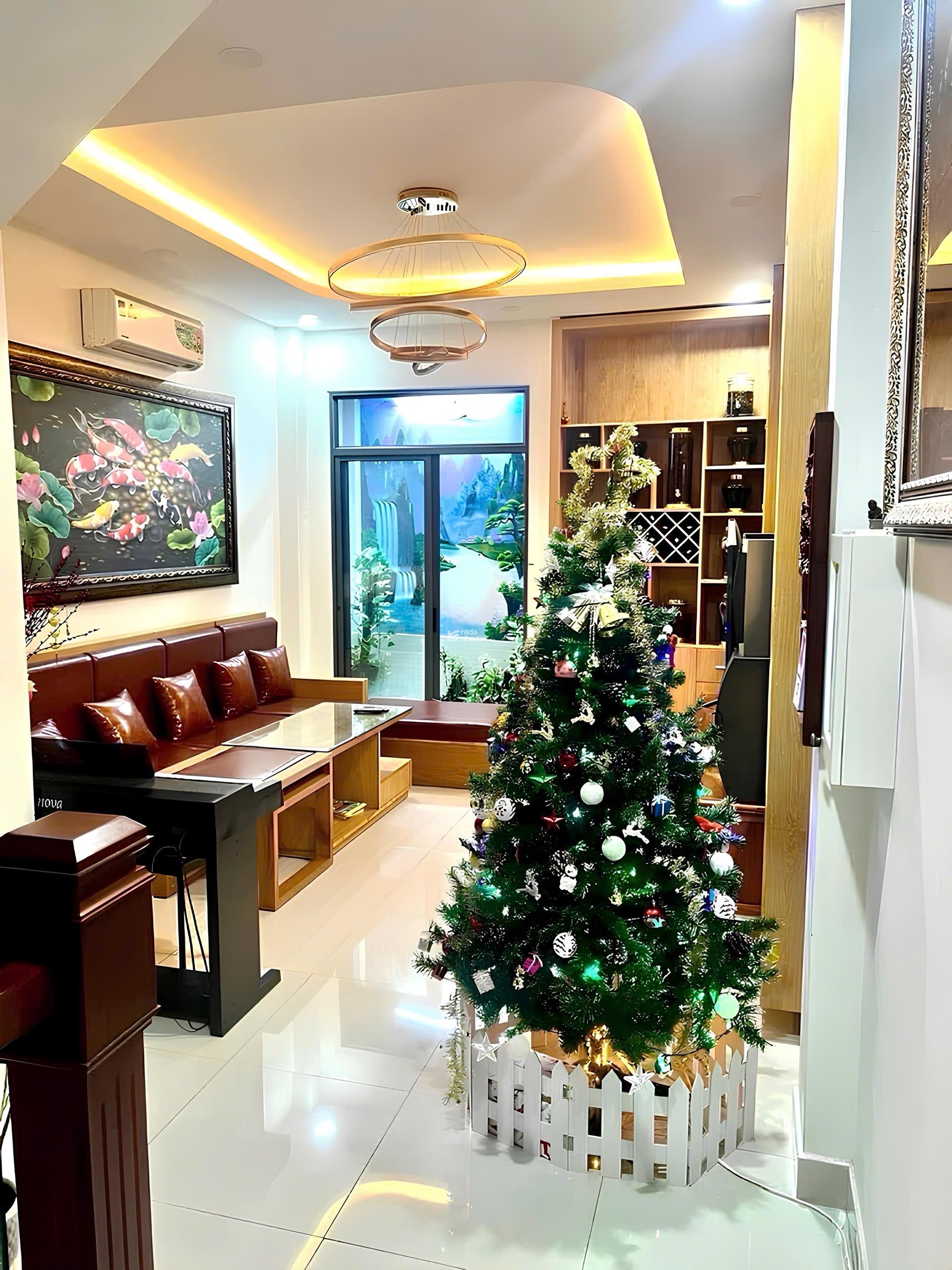 Đường Xe Hơi - DT: 4x15 (60m2) - Cạnh Đầm Sen - Nhà Đúc 4 Tầng - Chỉ 7tỷ xíu