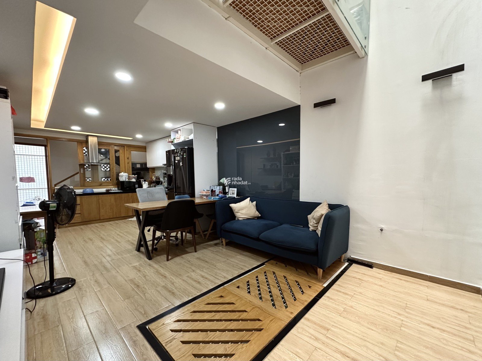 KHÔNG NHÀ BÁN - ĐỐI DIỆN NHÀ THỜ TÂN ĐỊNH, CẠNH CHỢ - NHÀ ĐẸP 5 TẦNG - 70M2 (4.2x16.5) - 21.8 TỶ