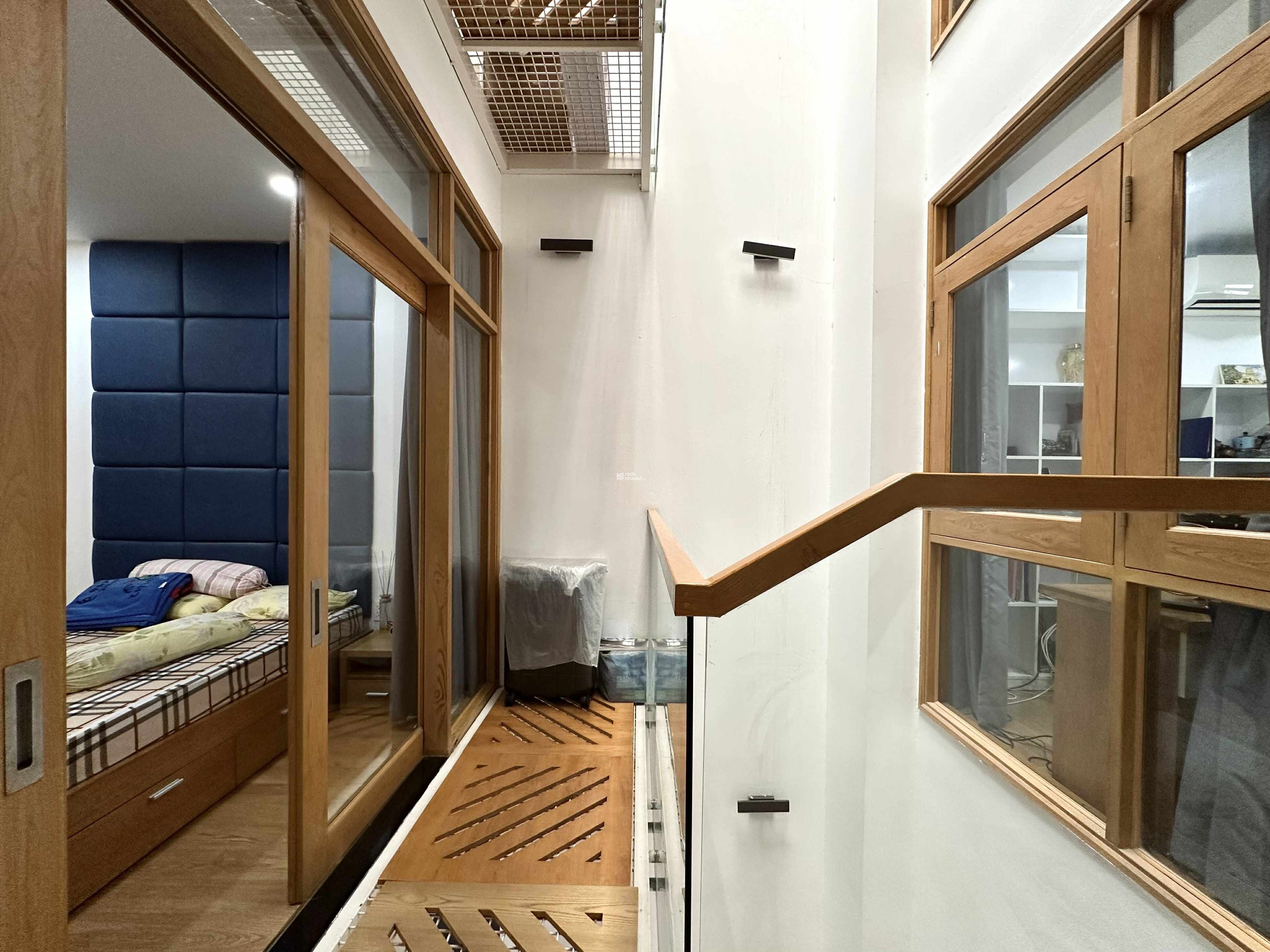 KHÔNG NHÀ BÁN - ĐỐI DIỆN NHÀ THỜ TÂN ĐỊNH, CẠNH CHỢ - NHÀ ĐẸP 5 TẦNG - 70M2 (4.2x16.5) - 21.8 TỶ