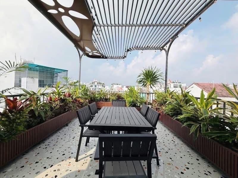 SIÊU PHẨM MẶT TIỀN KINH DOANH – THANG MÁY KỊCH NÓC – GẦN EMART 2 – NGUYỄN TƯ GIẢN P12 GÒ VẤP