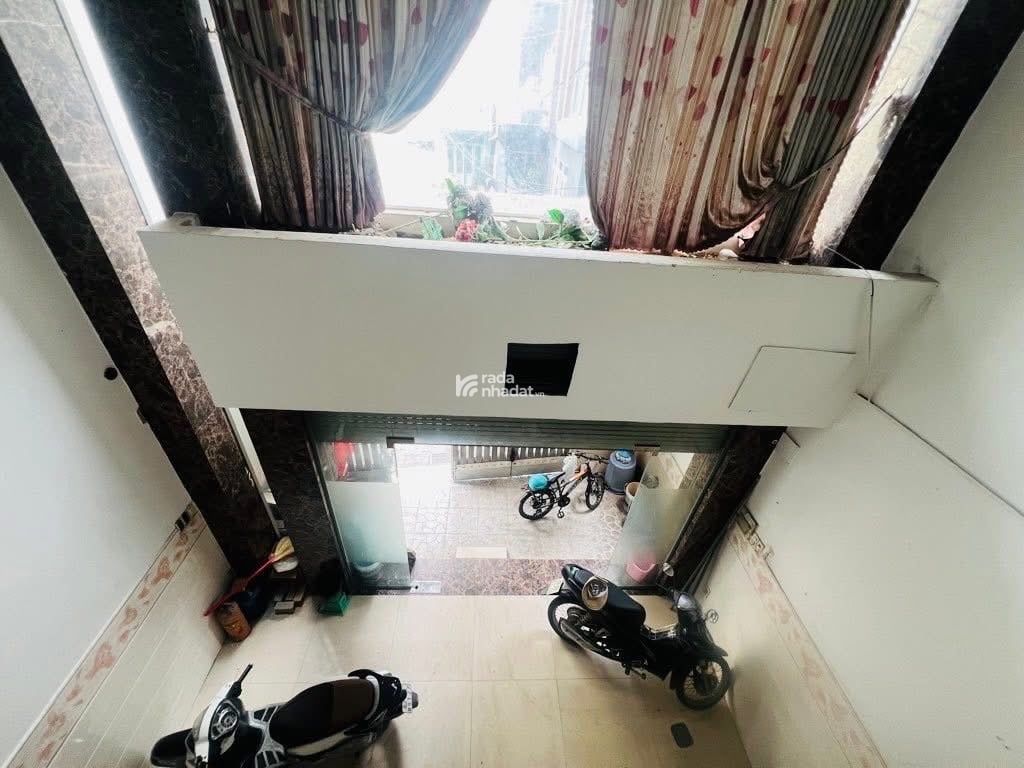 RẤT GẤP BÁN-  NHÀ KHU TÂY THẠNH ,80M2 NGANG 5.1M x 16M - 5 TẦNG - 6PN, HẺM 4.5M ,8 Tỷ xíu 