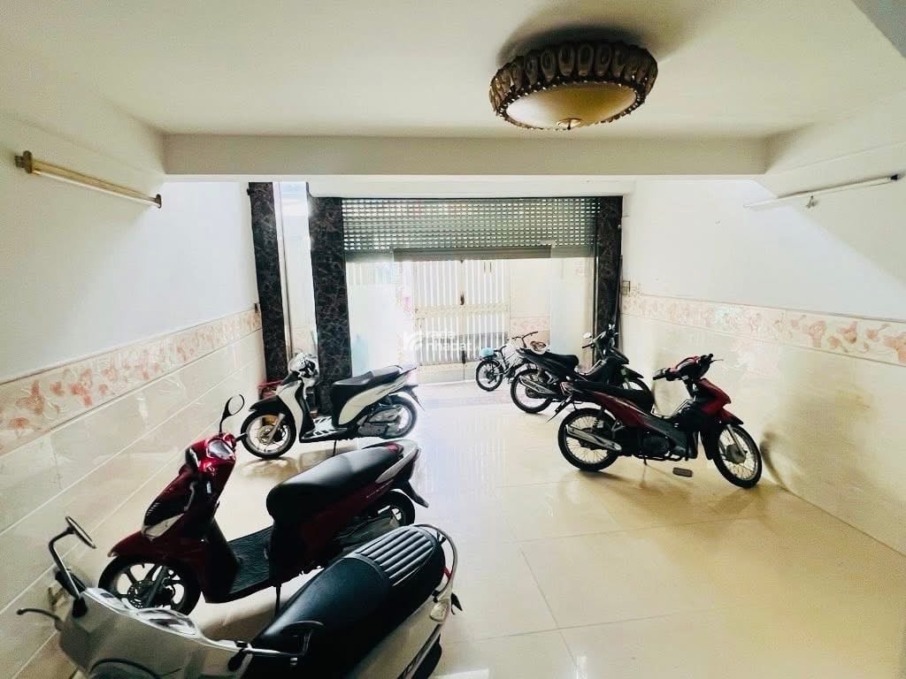 RẤT GẤP BÁN-  NHÀ KHU TÂY THẠNH ,80M2 NGANG 5.1M x 16M - 5 TẦNG - 6PN, HẺM 4.5M ,8 Tỷ xíu 