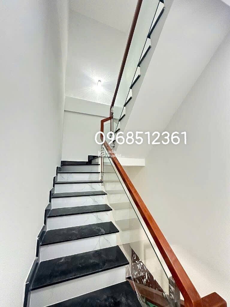 Bán Nhà Âu Dương Lân , Phường 3,  Quận 8, Nhà Mới Xây 6.5 Tỷ