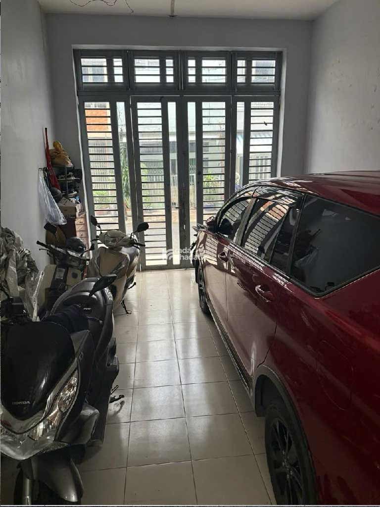 NGAY NGÃ TƯ GA - 3 TẦNG - 82M2 - GARA ÔTÔ - HÀ HUY GIÁP Q12, NHỈNH 7 TỶ