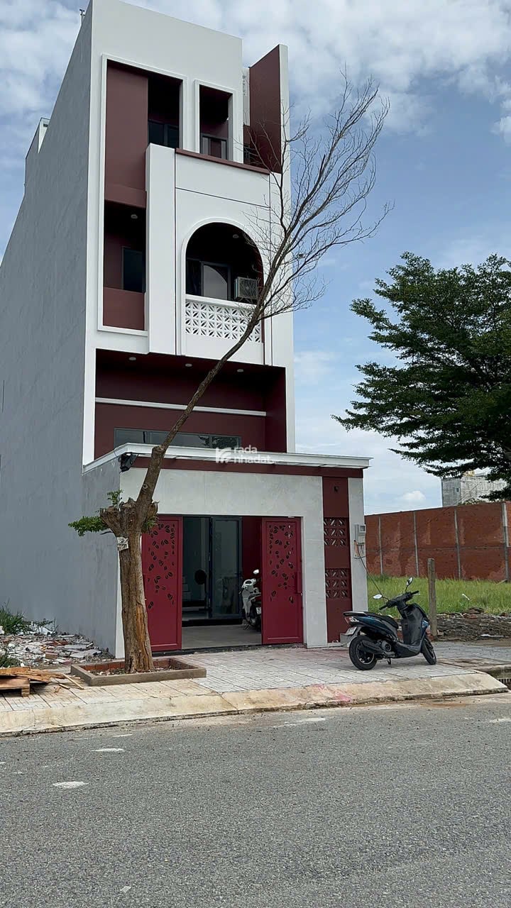 Bán lô đất đường Mai Bá Hương view sông, sổ hồng riêng chính chủ gửi bán