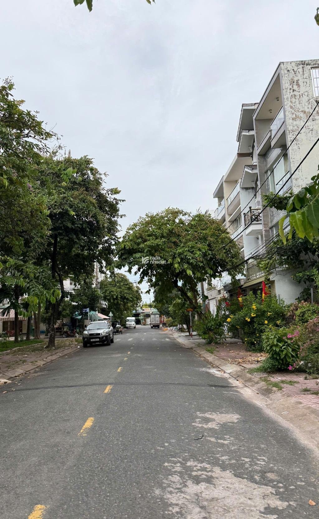 BÁN NHÀ MẶT TIỀN KẾ AEON MALL 100M2 4 TẦNG 5PN 14.5 TỶ VIEW CÔNG VIÊN BÌNH TÂN 