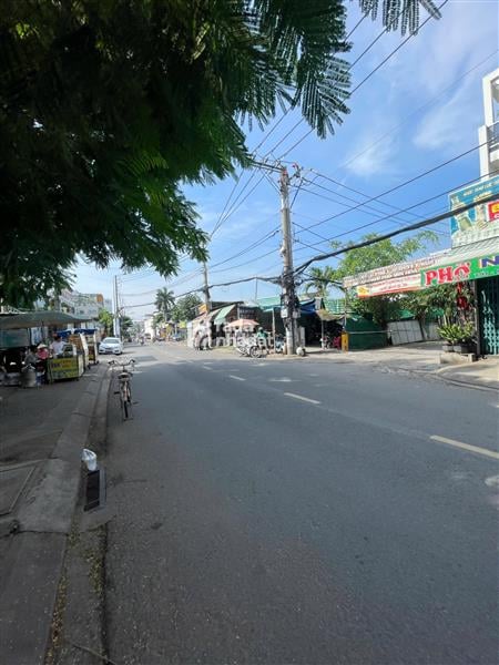 TKD SẦM UẤT QUẬN BÌNH TÂN - ĐỐI DIỆN NHÀ LÀ TRƯỜNG HỌC, GẦN BỆNH VIỆN QUẬN - BA TẦNG KIÊN CỐ