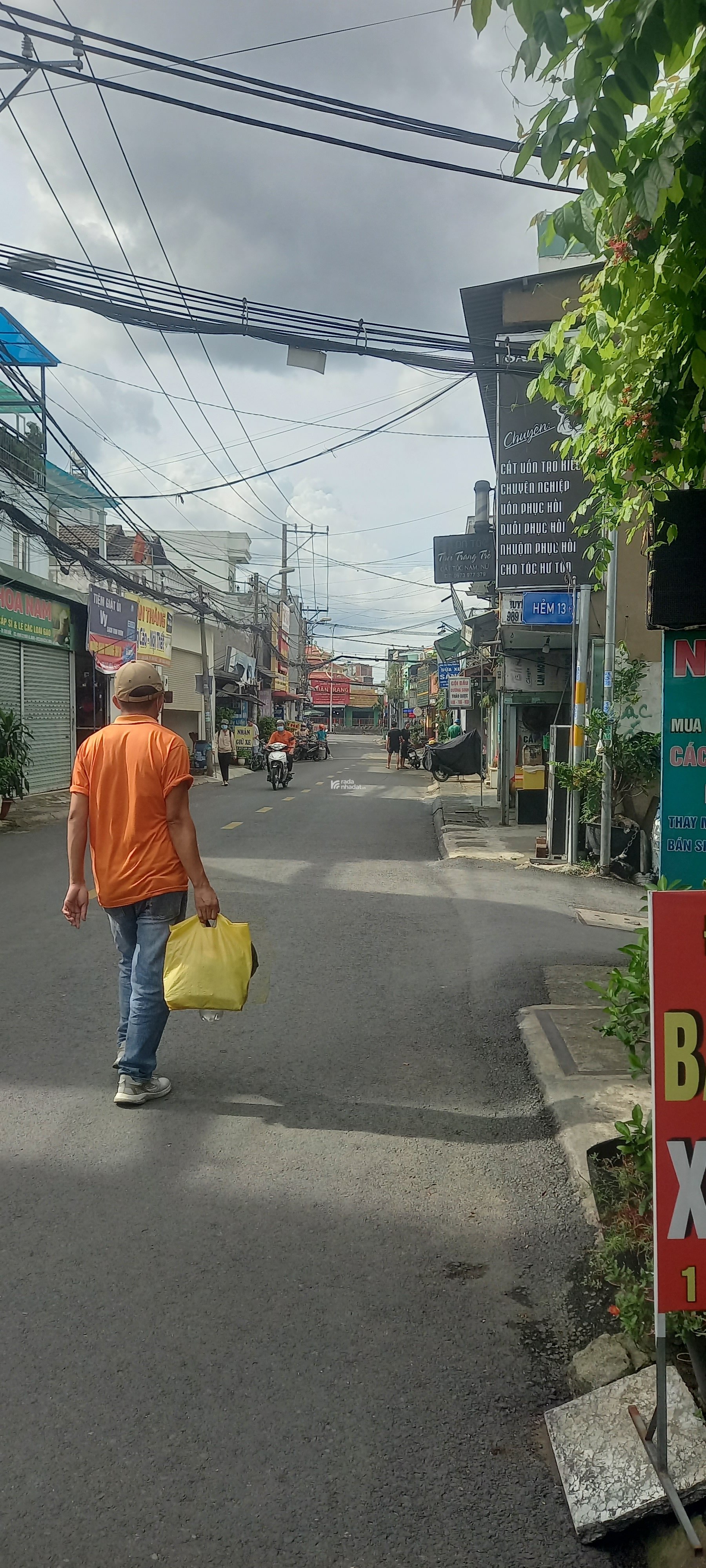 Bán nhà MTKD 2 TẦNG NGANG 7  NGAY CHỢ KHU MUA BÁN SẦM UẤT THÔNG TỨ HƯỚNG GẦN KCN UBAN Y TẾ QL1K 1A 