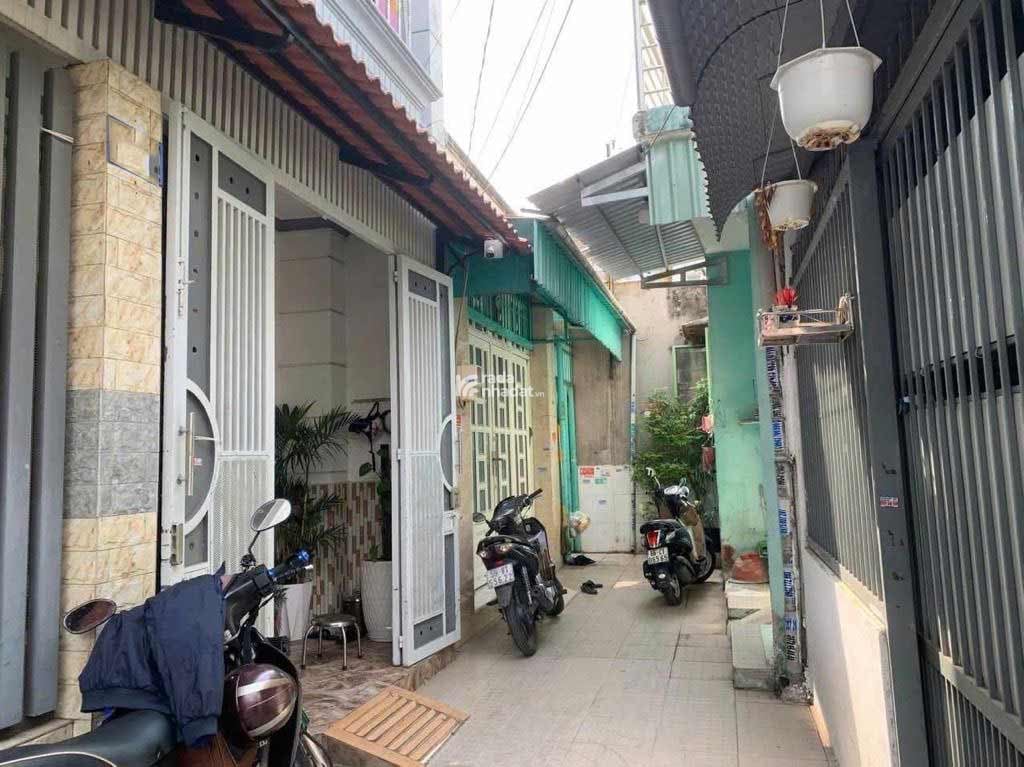 Bán nhà 5.5m*14m, 4 phòng ngủ, có sẳn dòng tiền 12tr/ tháng, Quang Trung Gò Vấp, 5.2 tỷ