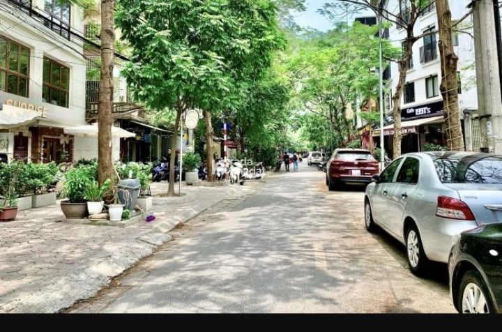  CẠNH TRƯỜNG ĐOÀN KẾT HƠN 8 TỶ - 45M2 - 4 TẦNG - NGÕ THOÁNG CÁCH PHỐ 10M - QUẬN HAI BÀ TRƯNG 