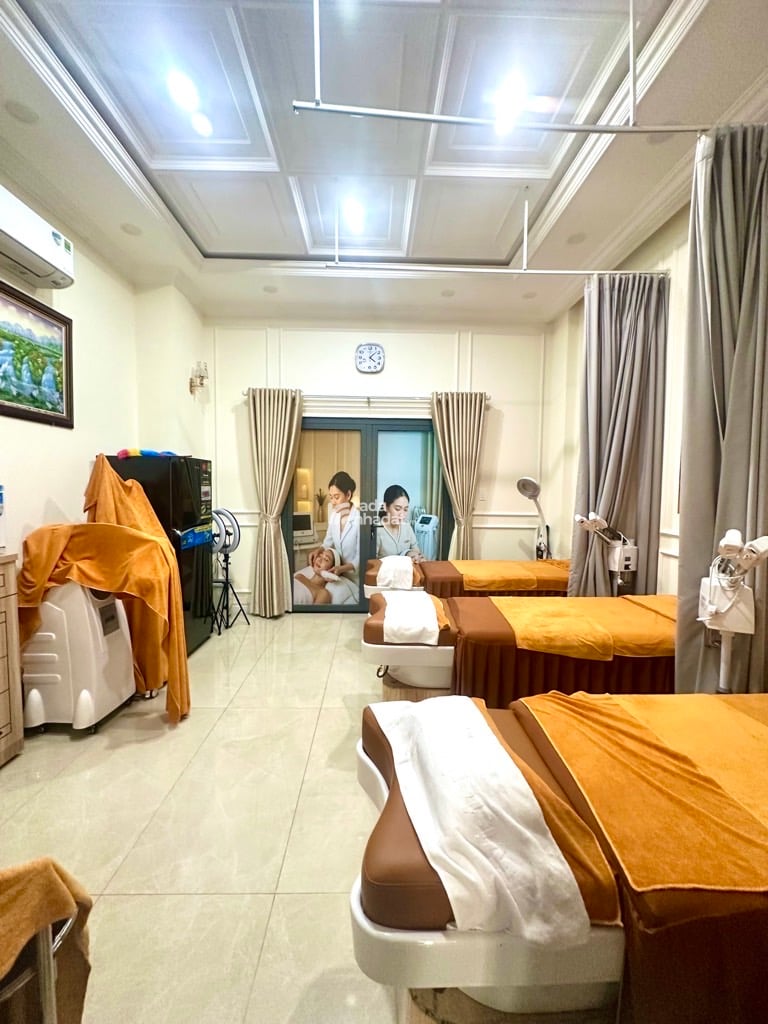Nhà mặt tiền đường ngay hương lộ 2