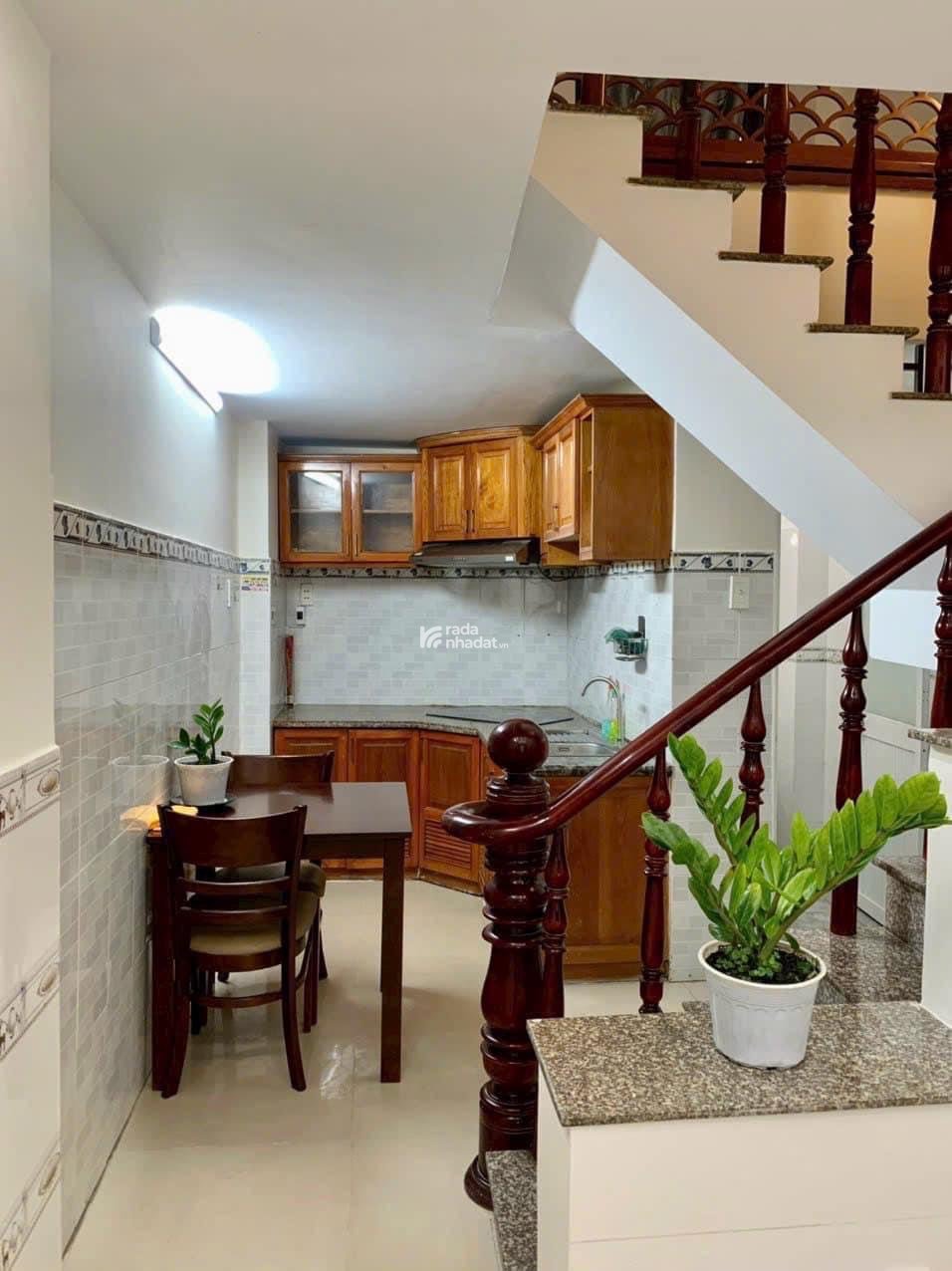 Nhà giá rẻ Phan Đăng Lưu 49,2m2 P3, Q Phú Nhuận, sang tên trong ngày