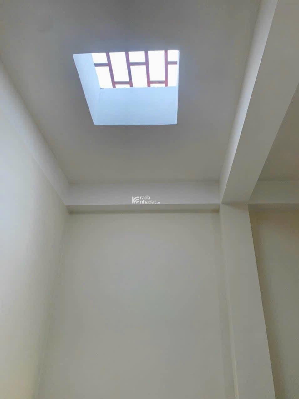 Nhà giá rẻ Phan Đăng Lưu 49,2m2 P3, Q Phú Nhuận, sang tên trong ngày