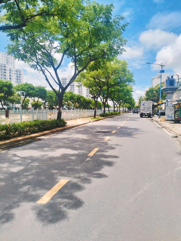 BÁN NHÀ LÒ GỐM QUẬN 6 165M2 13 TỶ KHU ĐẤT LỚN HIẾM CÓ KẾ HẬU GIANG  