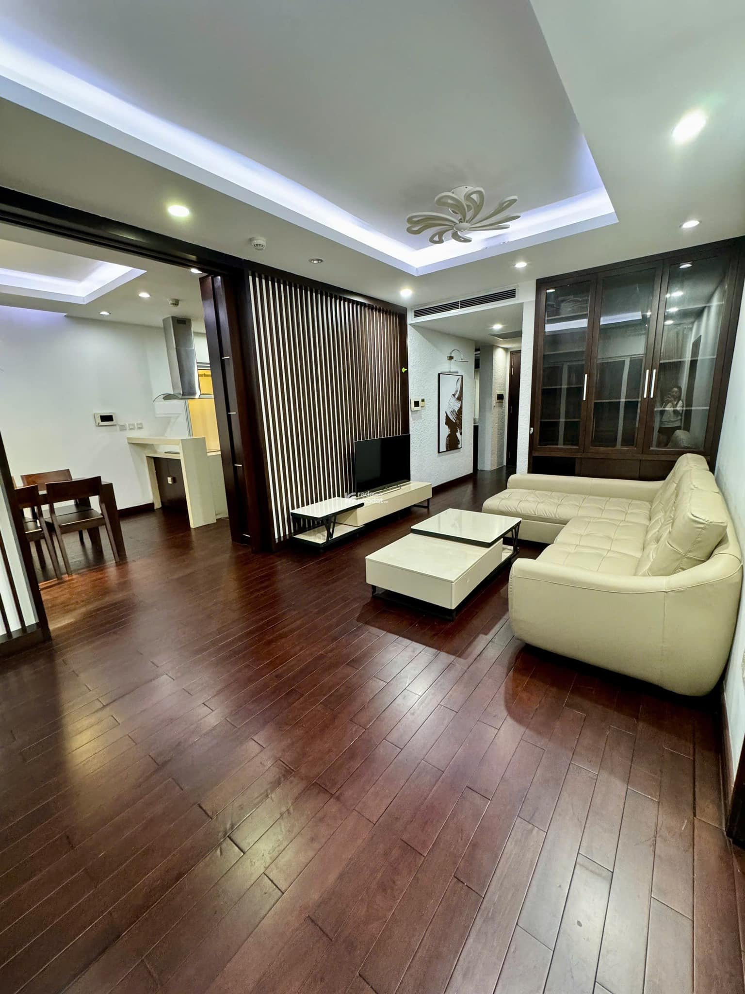Bán căn hộ 1 phòng NG Sunshine Garden - view sông hồng - Em Long 0328 145 ***