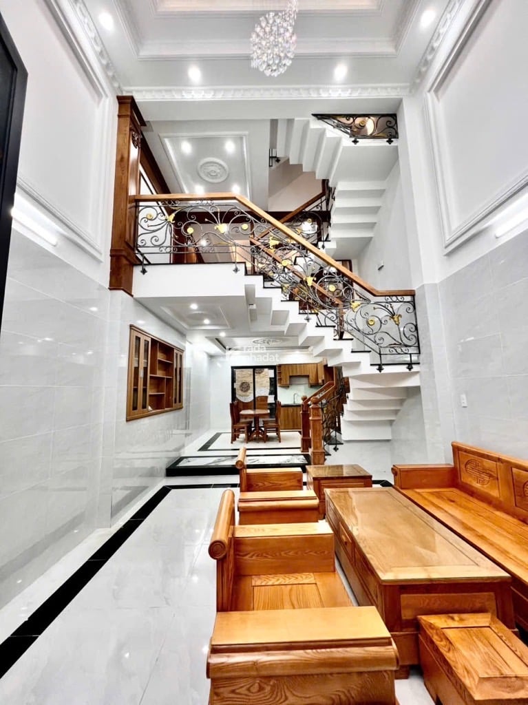 SÁT KHU TÊN LỬA -5 TẦNG -TỈNH LỘ 10- TÂN TẠO BÌNH TÂN-DT: 4.4*12M- 7 TỶ 2