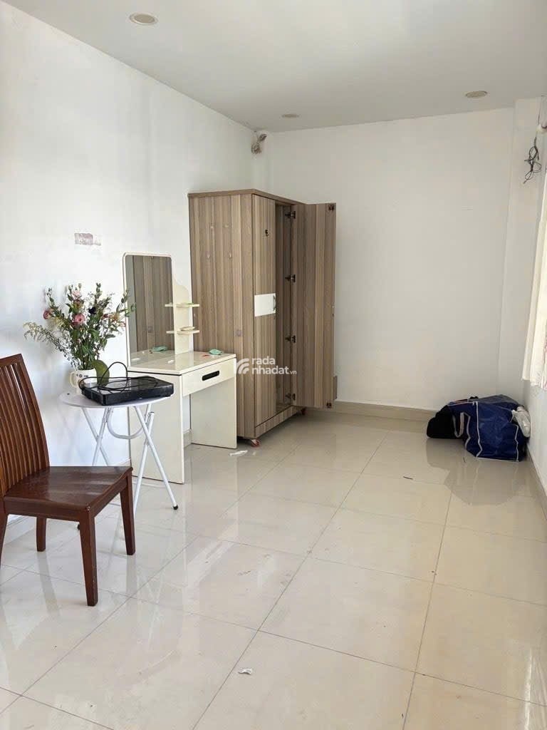 HIẾM - HÀNG XÓM TOÀN NHÀ TRIỆU ĐÔ -HXH CÁCH 1 CĂN - 5 TẦNG BTCT - 4 PHÒNG NGỦ - CHỈ 6.868