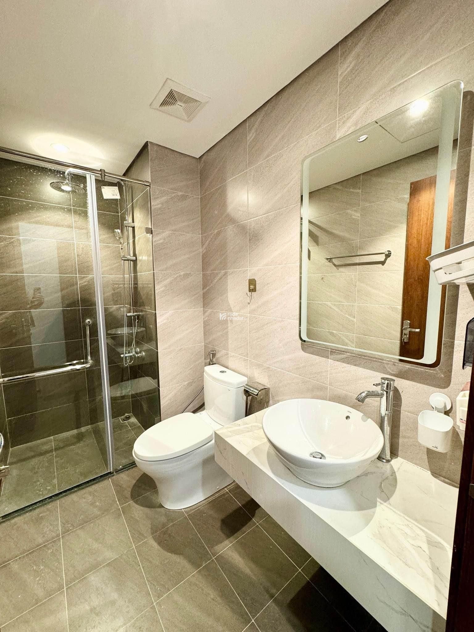 Cần bán căn Eurowindow 70m2, thiết kế 2 ngủ tầng trung, BC: Đông Nam view thoáng mát giá 5tỷ3