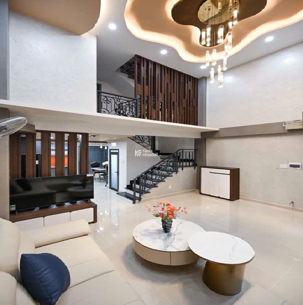 Nhà QUẬN 3 -Lê Văn Sỹ - 5 x 11 m -8.9 tỷ - gần Trường ĐH Sư phạm TPHCM