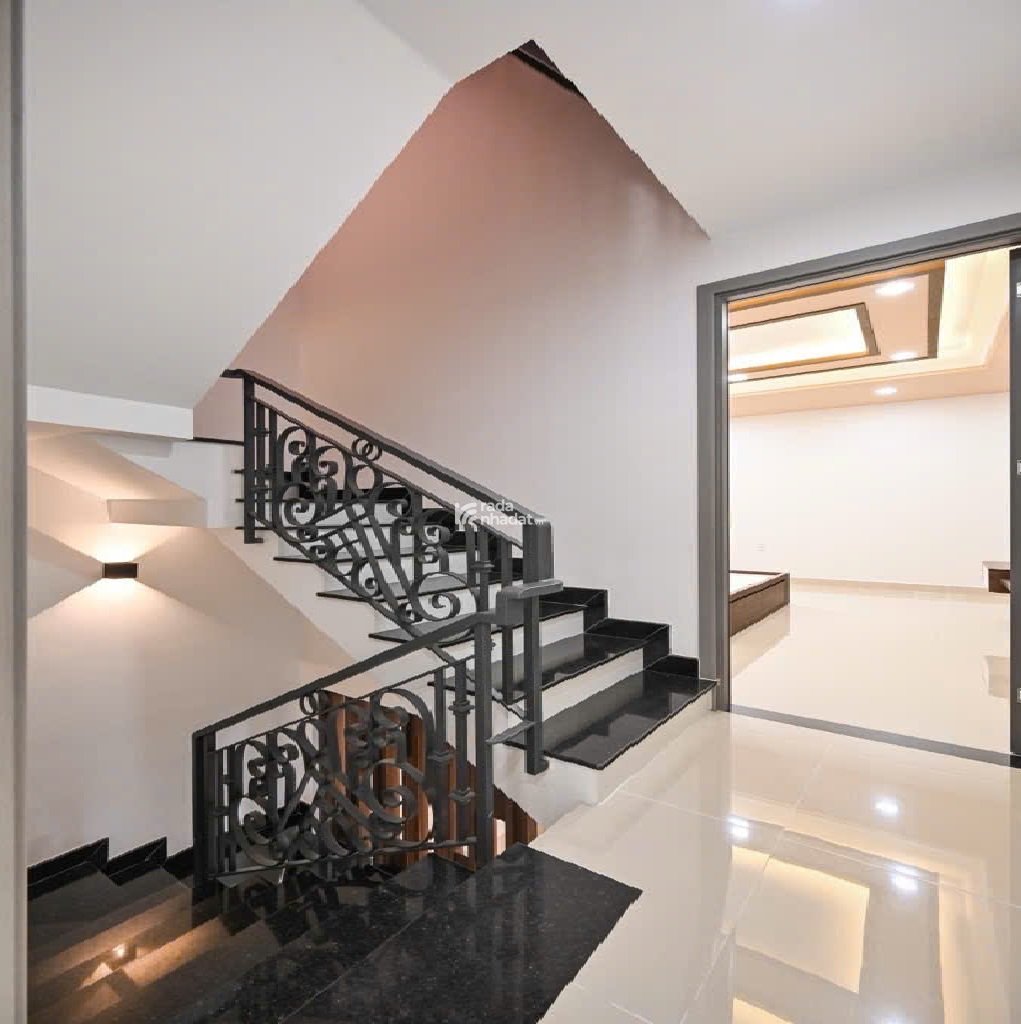 Nhà QUẬN 3 -Lê Văn Sỹ - 5 x 11 m -8.9 tỷ - gần Trường ĐH Sư phạm TPHCM