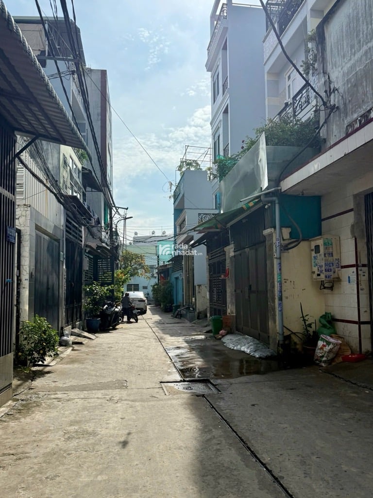 HẺM Ô TÔ, SÁT TÊN LỬA, 68M2, 4.5x15M, 5.25 TỶ