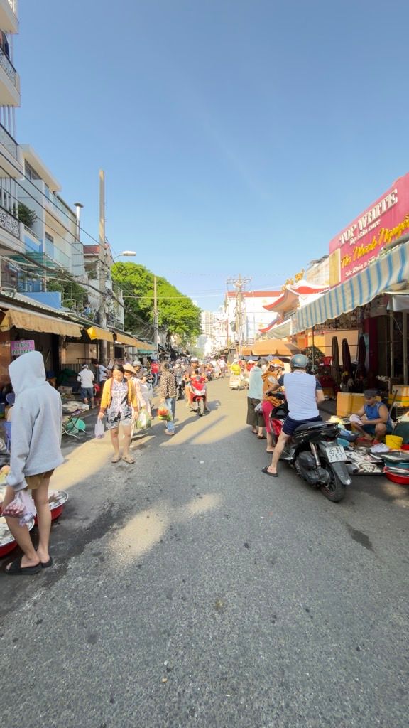 Mặt tiền kinh doanh-Chu Thiên-Nhà 5 tầng 81m2(4x20)-giá 12 tỷ