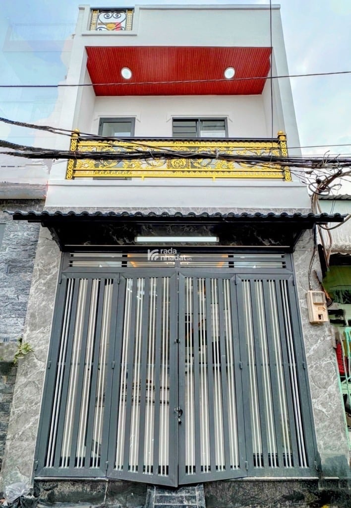 VỊ TRÍ ĐẸP -- NGANG LỚN 4.5M - NHÀ 2 TẦNG MỚI ĐẸP Ở NGAY - GẦN CHỢ BÌNH LONG - GIÁP TÂN PHÚ - NGAY 