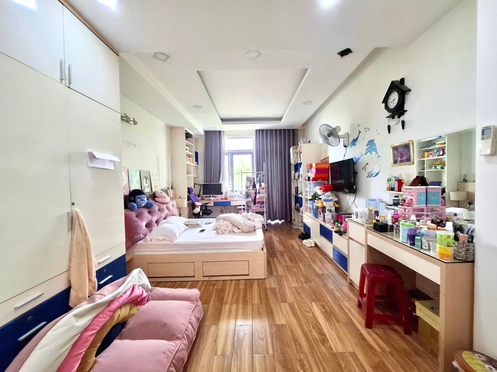 BÁN NHÀ MẶT TIỀN KHU BÔNG SAO QUẬN 8 128M2 23.5 TỶ 4 TẦNG CÔNG VIÊN TRƯỚC NHÀ