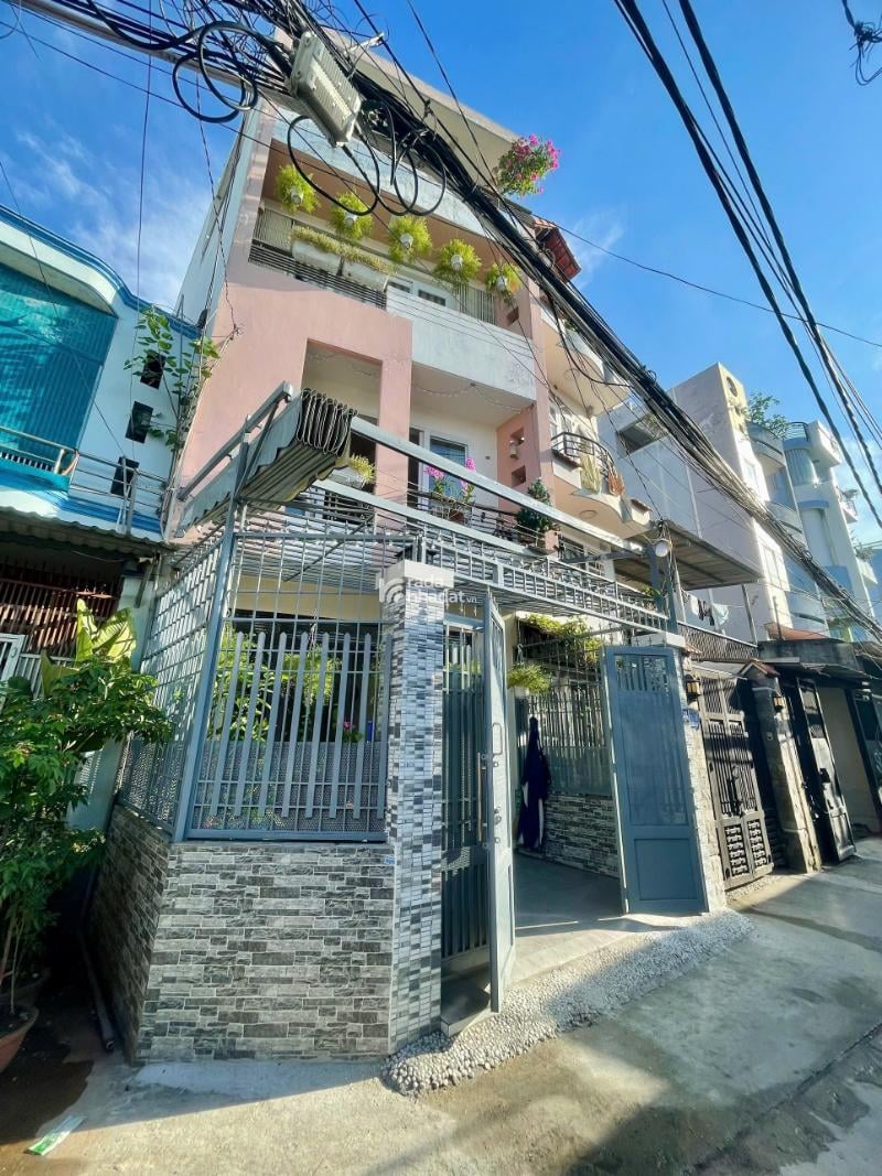 Vị trí hẻm xe hơi, gần chợ, trường học, bệnh viện, tiện ích không thiếu gì, giáp Tân Phú, Quận 11