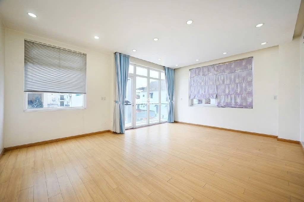 NHÀ 4 TẦNG LÊ ĐỨC THỌ - NGANG 6.5M BỀ THẾ - HẺM NHỰA XE HƠI THÔNG - KHU VIP SÁT CITY LAND