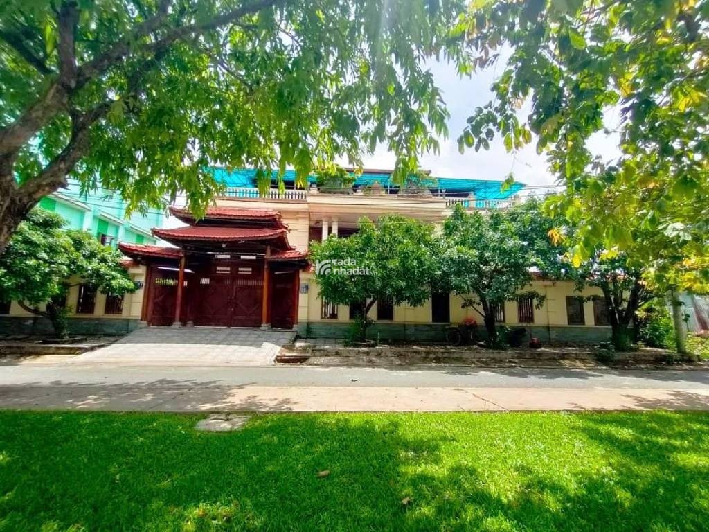 BIỆT THỰ GỖ AN DƯƠNG VƯƠNG GIÁP Q6 -P.16- Q.8- DT: 30*31m- 65 TỶ