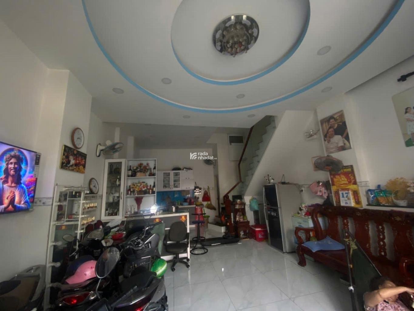 Nhà bán,F17,GV.Sạch sẽ thoáng mát,hẻm rộng yên tĩnh,vị trí giao thông thuận tiện