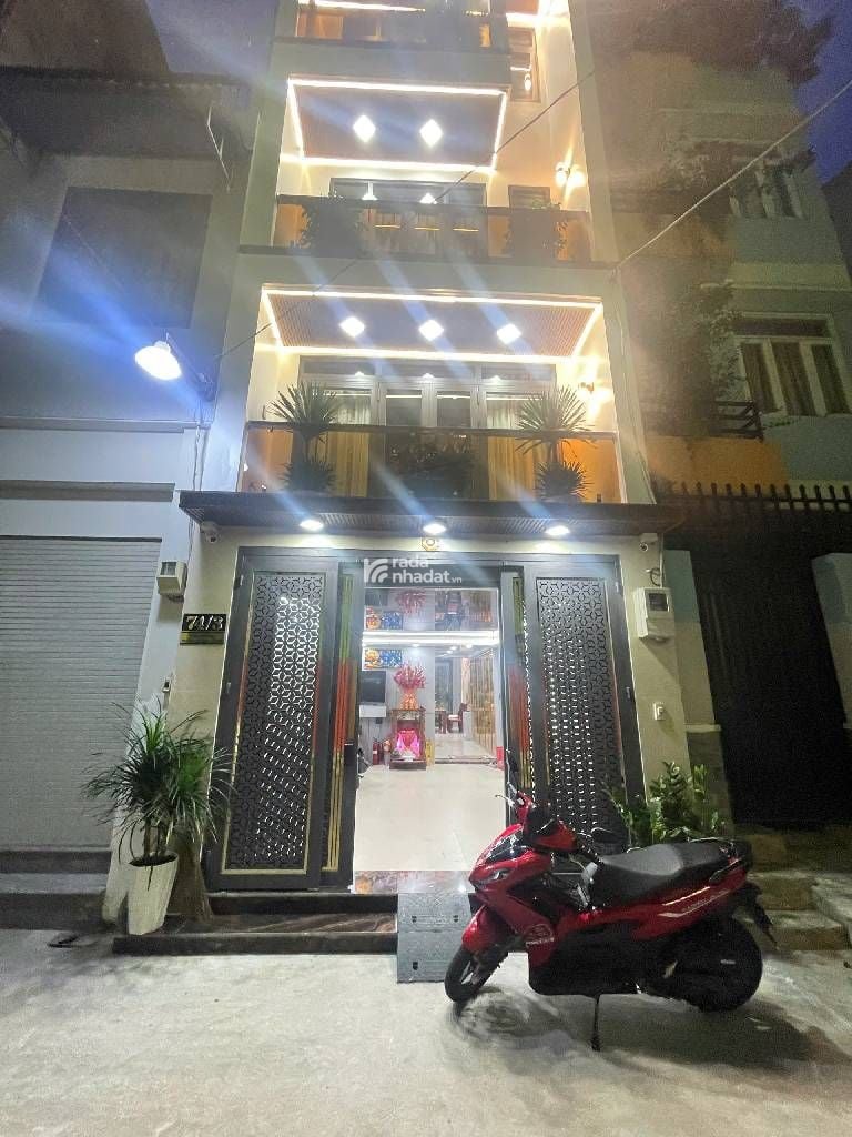 NHÀ 4 TẦNG MỚI ĐẸP - 72M2 - CÓ THANG MÁY - HẺM XE TẢI - GẦN GA T3 & SIÊU THỊ EMART - 13 TỶ 700