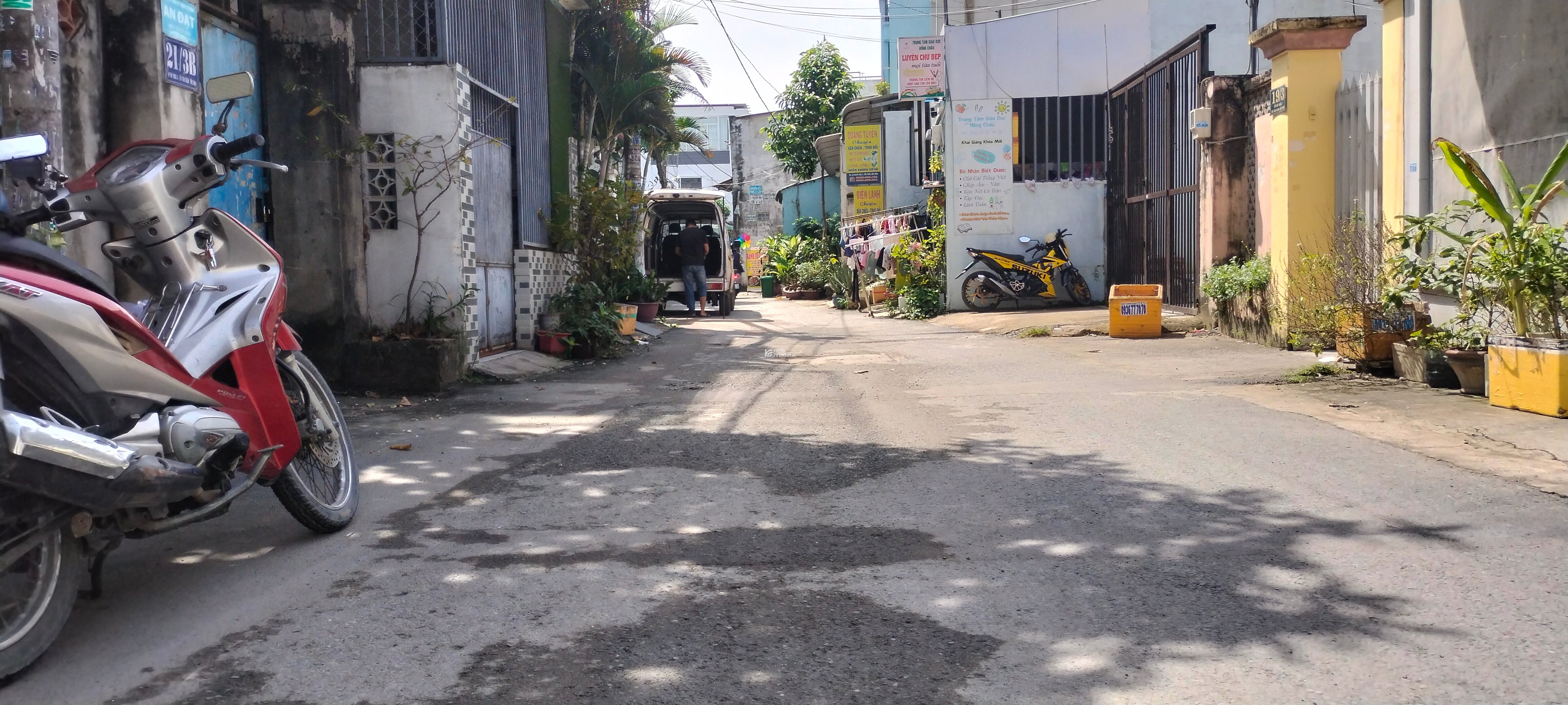 Bán Đất Tặng Nhà C4, Còn ở Rất Tốt, 87m2, Ngang 4,3m Đường 6m thông tứ tung,15m ra đường Container 