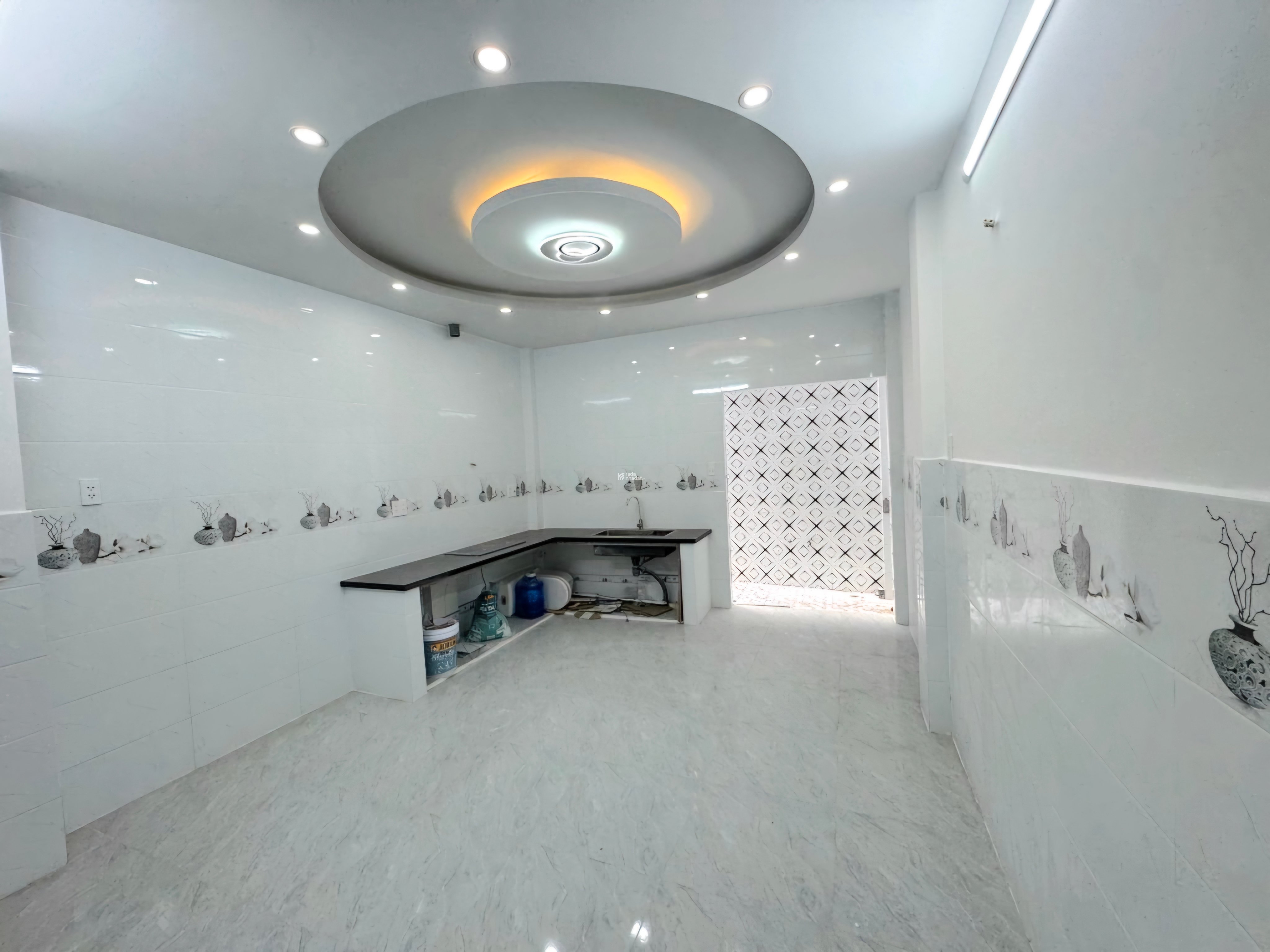 Bán nhà Tân Phú - chỉ 6T - 60m2 - 3 tầng BTCT ,HXH