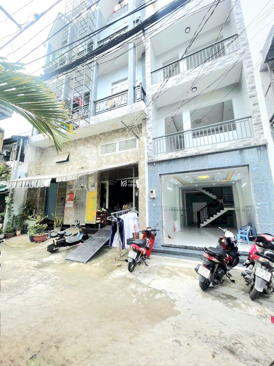 Bán nhà Tân Phú - chỉ 6T - 60m2 - 3 tầng BTCT ,HXH