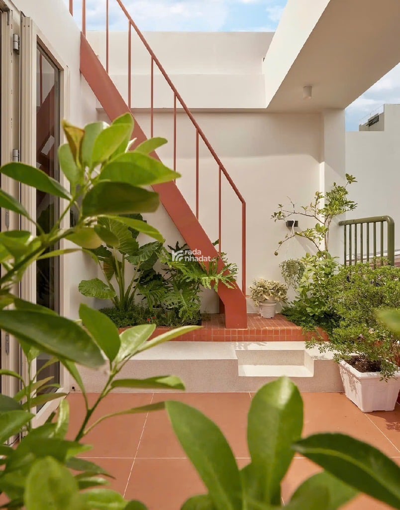 Nhà thiết kế hiện đại- Hàng hiếm Q10- Full nội thất- 5 tầng BTCT có thang máy-Siêu phẩm giá 11 tỷ