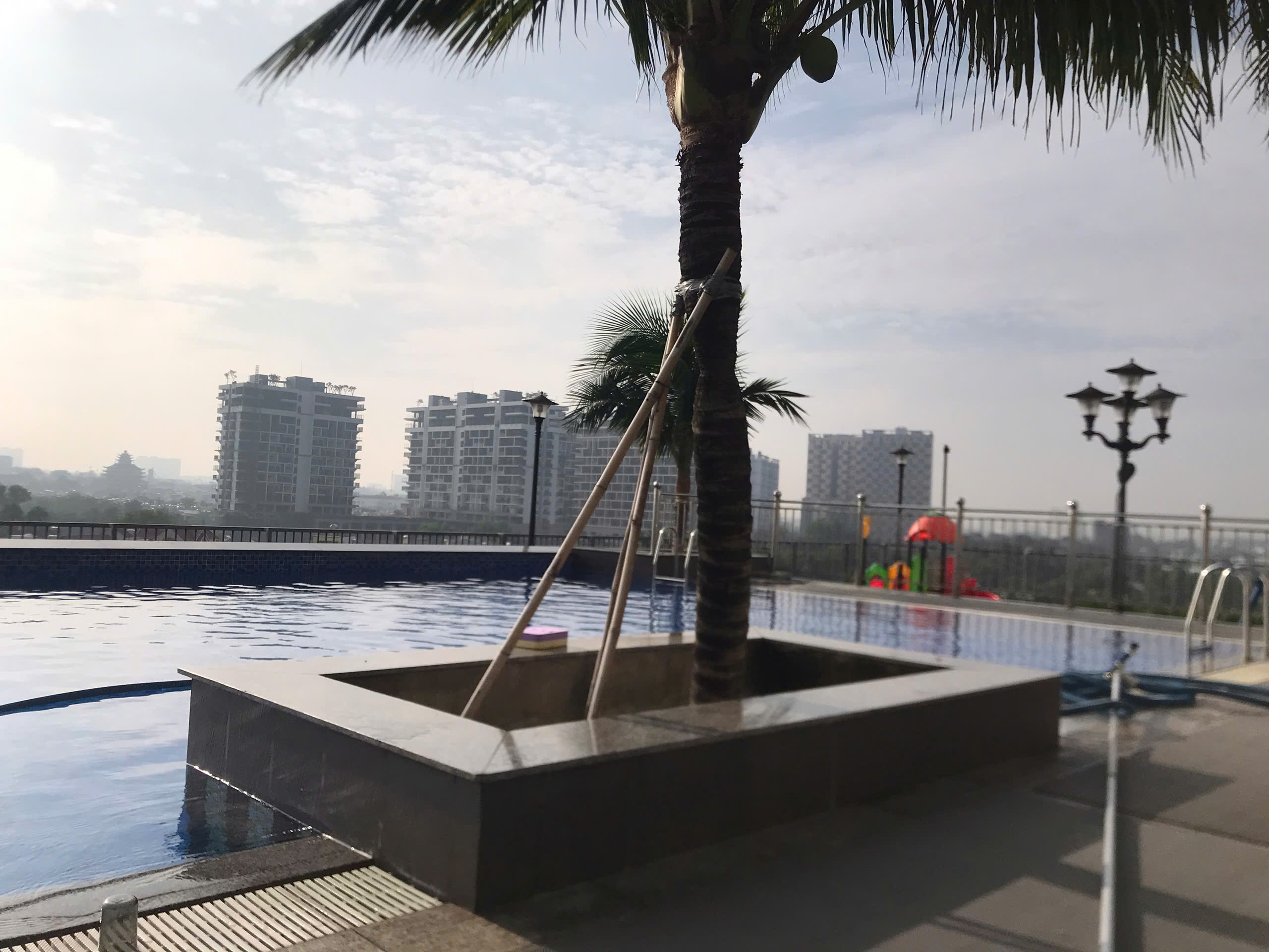 Bán chung cư Saigon Avenue 62m2, 2 PN 2WC, nội thất mới làm, MT Vành đai 2, giá 2,85 tỷ.