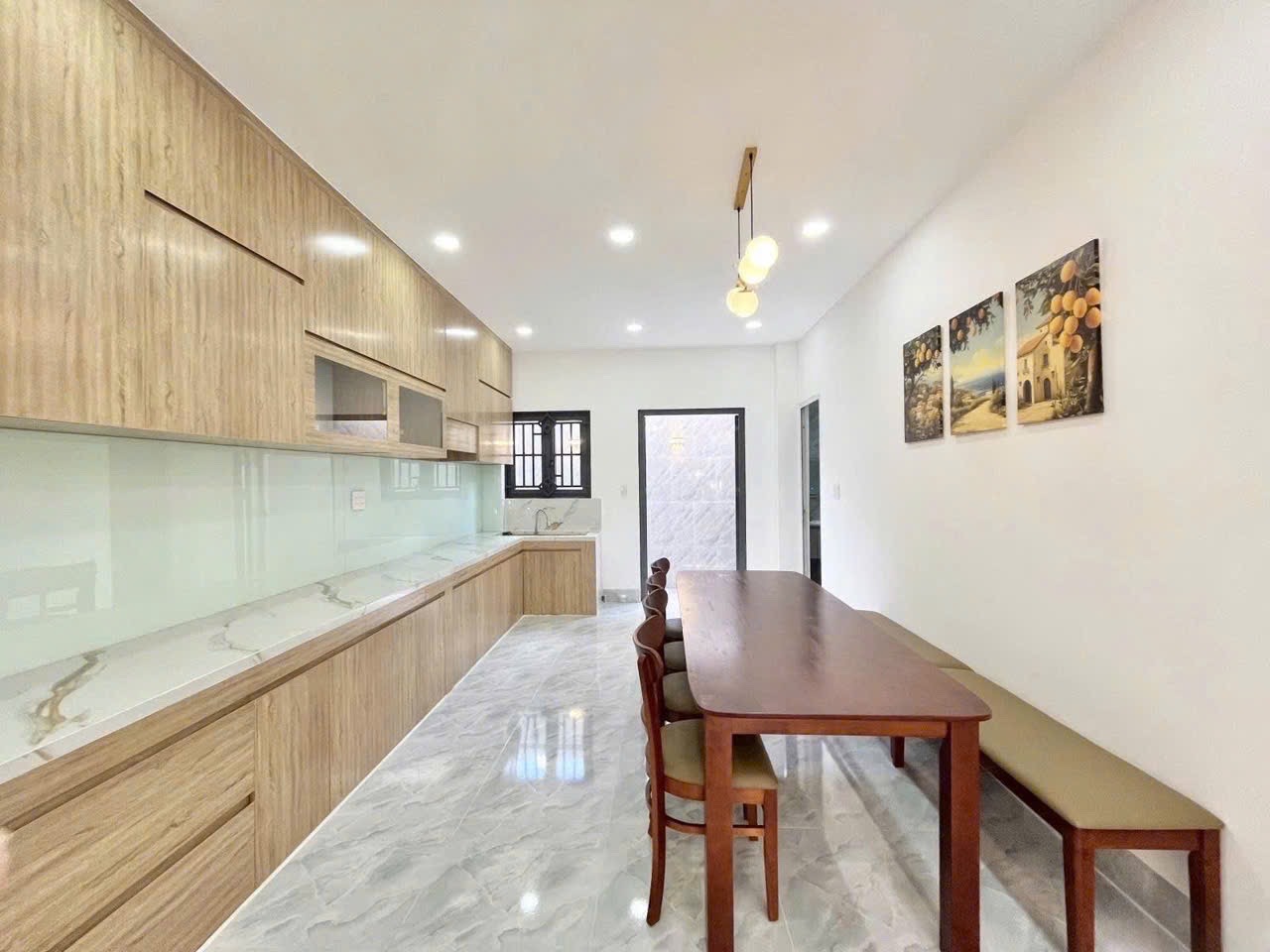 VỀ QUÊ Ở BÁN Nhà giá TỐT Đường Nguyễn Huy Lượng Quận Bình Thạnh giá 4tỷ250  DT 42,m2 Phường 14 Quận