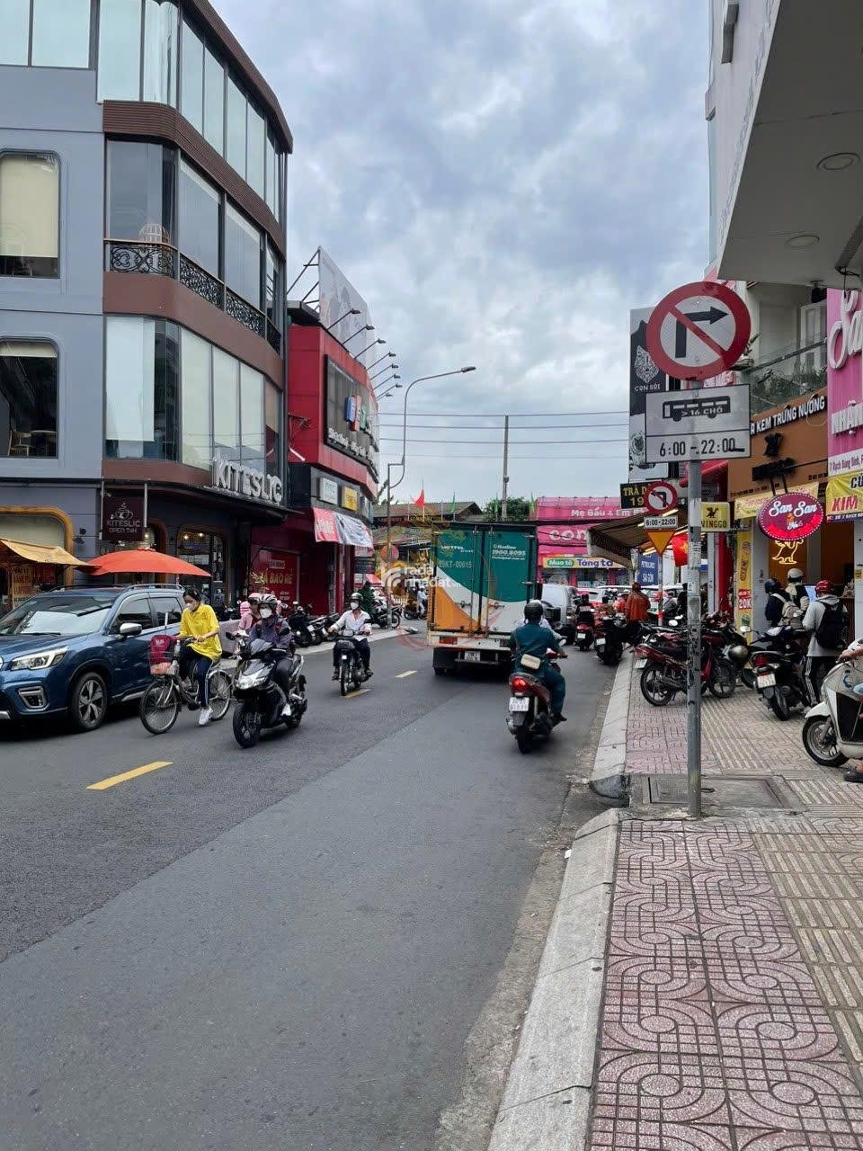25 tỷ! Bán MT Đ. Rạch Bùng Binh Quận 3 48m2  5 tầng.