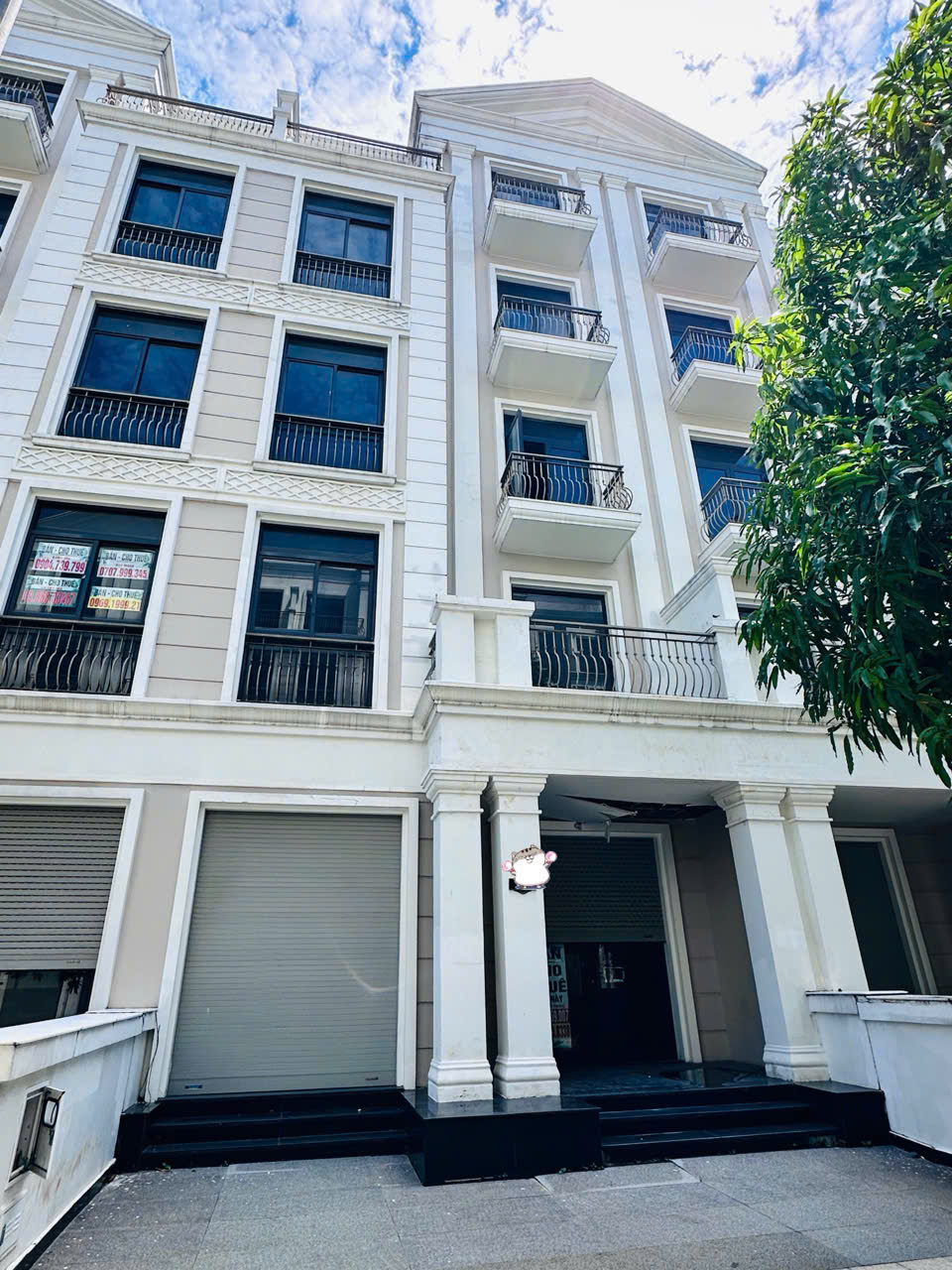 126m2 tại Manhattan Glory, Vinhomes Grand Park - Có sổ hồng - Bán ngay chỉ với 18 tỷ BTP