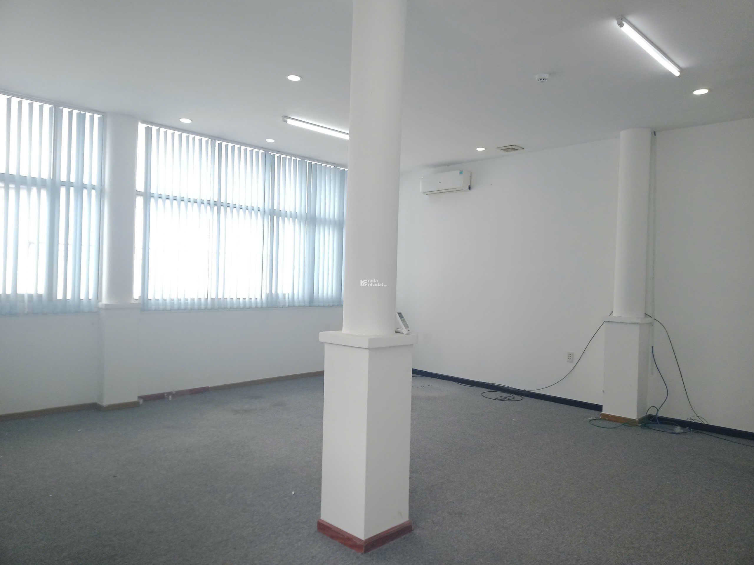 TĂNG TỐC ĐỘI NGŨ: VĂN PHÒNG 45M2 Q.10, CHỈ 15 TRIỆU/THÁNG!