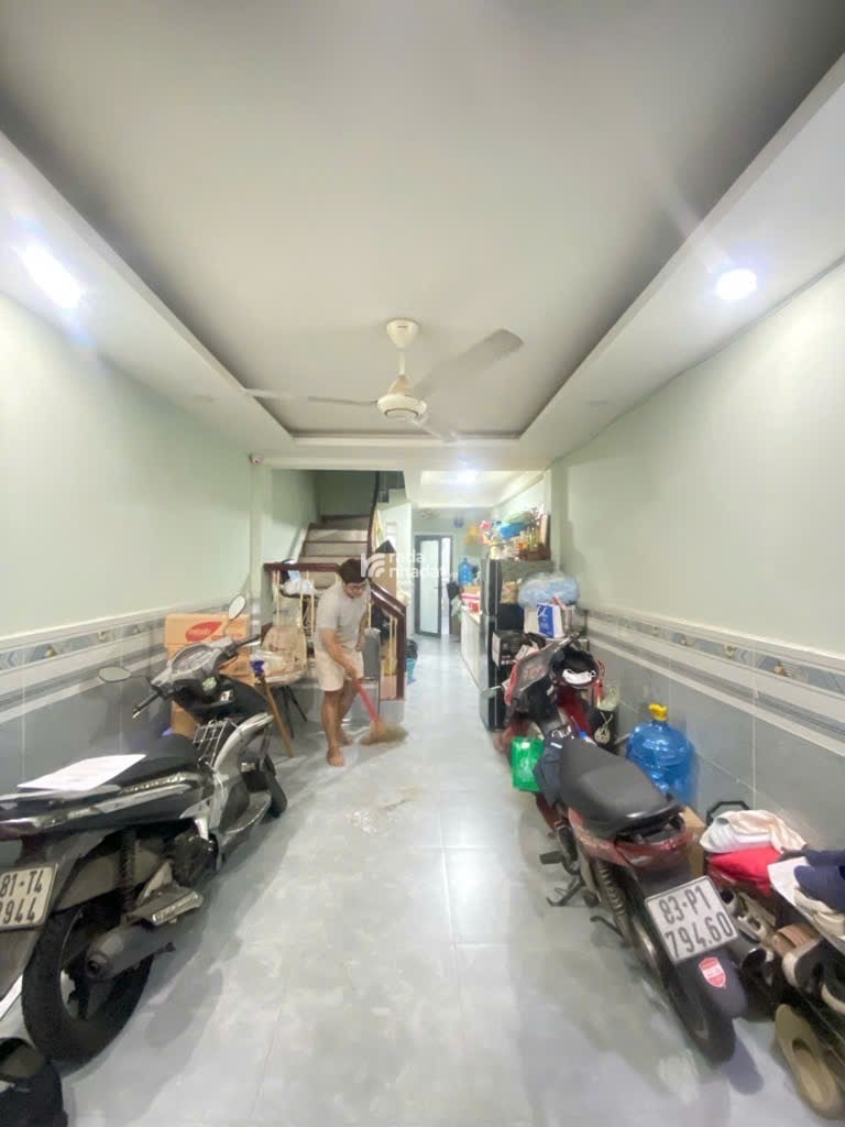 NGAY KHU ẨM THỰC PHAN XÍCH LONG - HẺM XE TẢI - DÒNG TIỀN 30 TRIỆU/TH - HOÀN CÔNG ĐỦ