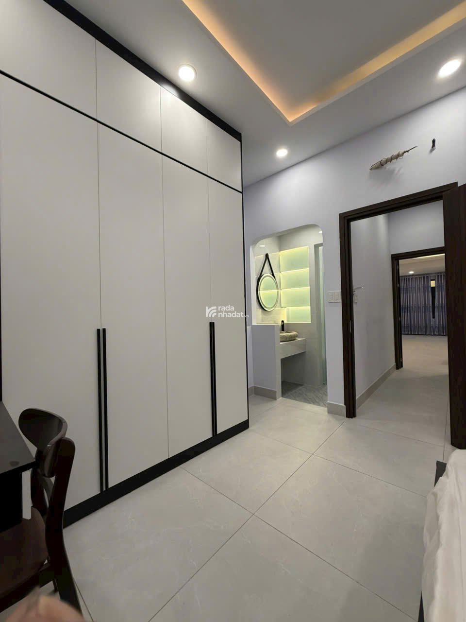 Căn góc 3 Mặt Tiền DT(4.2x15m) 5 tầng Giá 13.5 tỷ hẻm thông Cao Thắng P12 Q10